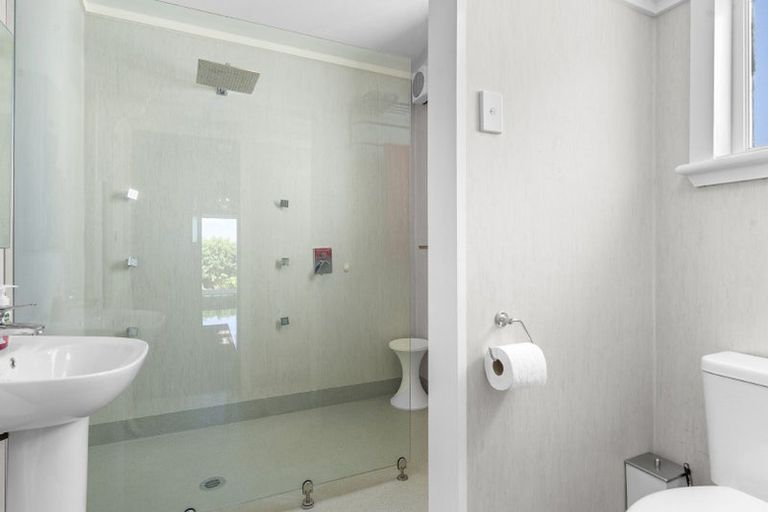 Photo of property in 30a Pohutukawa Place, Bell Block, New Plymouth, 4312