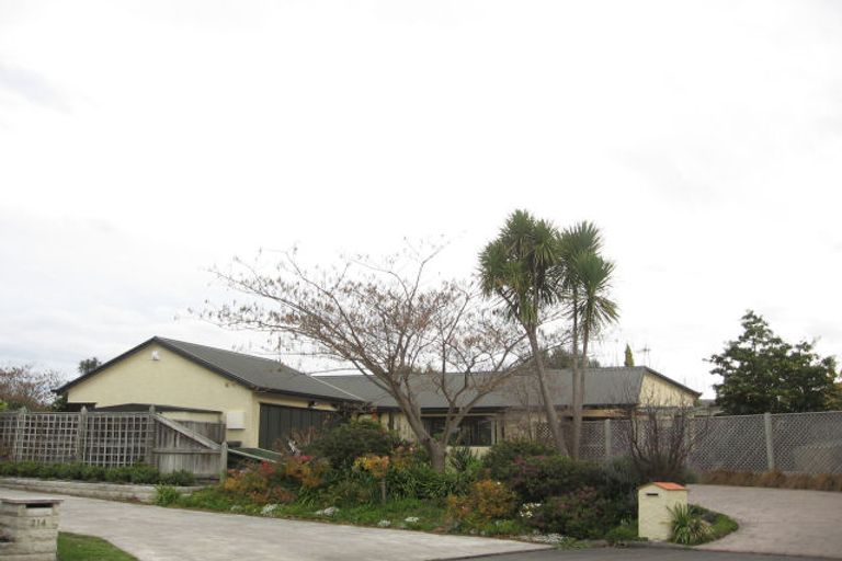 Photo of property in 216 Auckland Road, Greenmeadows, Napier, 4112