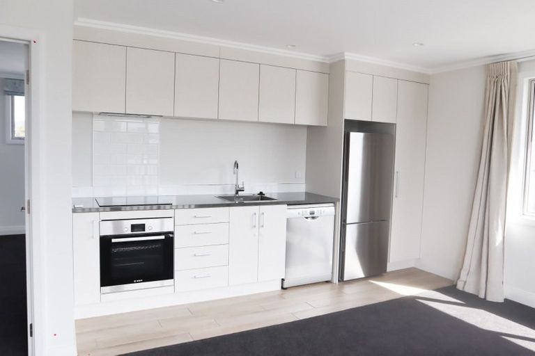 Photo of property in 19 Holmes Hanover Lane, Halswell, Christchurch, 8025