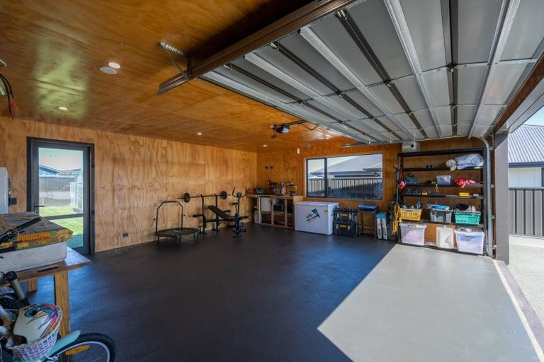 Photo of property in 28 Burnby Drive, Te Anau, 9679