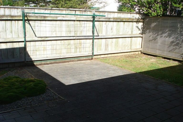 Photo of property in 42a Queenwood Road, Levin, 5510