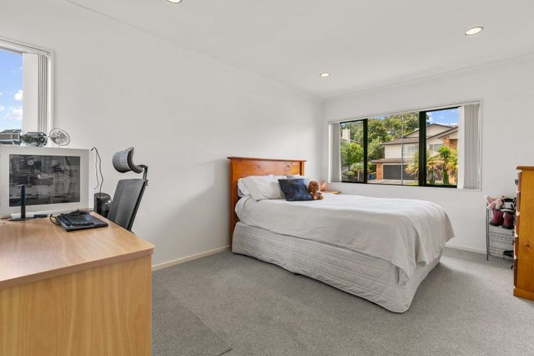 Photo of property in 25 Leafield Crescent, Henderson, Auckland, 0612