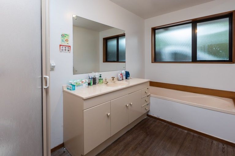 Photo of property in 5 Cardigan Bay Place, Addington, Christchurch, 8024