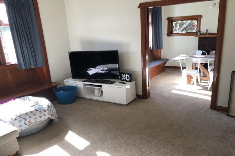 Photo of property in 22 Fuller Grove, Woburn, Lower Hutt, 5010