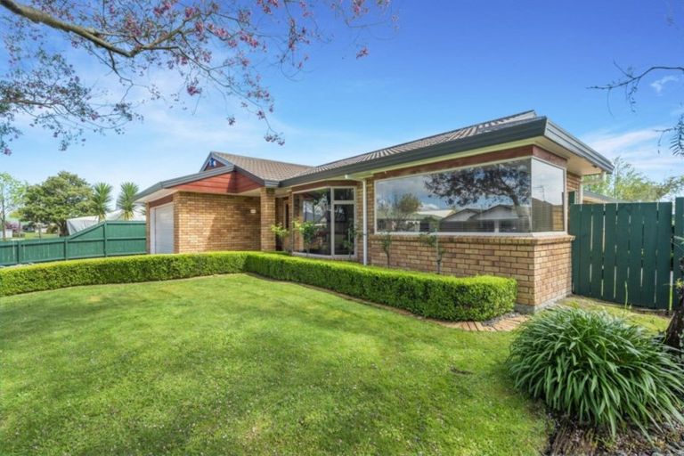 Photo of property in 7 Bouverie Crescent, Flagstaff, Hamilton, 3210