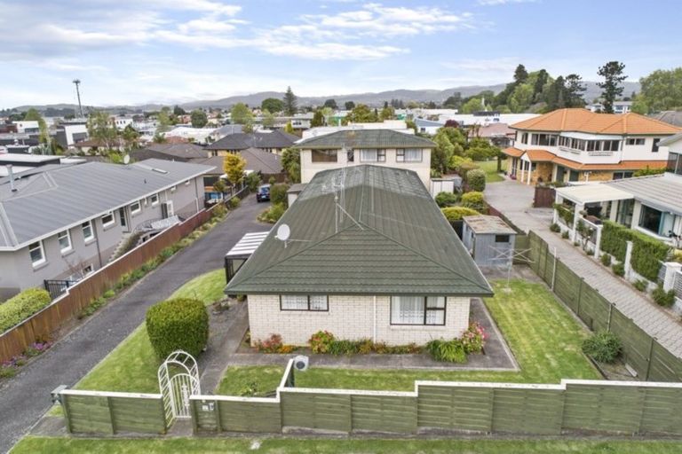 Photo of property in 124a Edgecumbe Road, Tauranga South, Tauranga, 3112