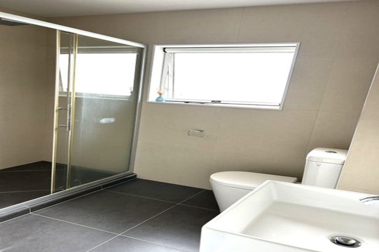 Photo of property in 73 Rosewell Crescent, Flat Bush, Auckland, 2019