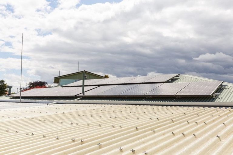 Photo of property in 9 Greenock Place, Awapuni, Palmerston North, 4412