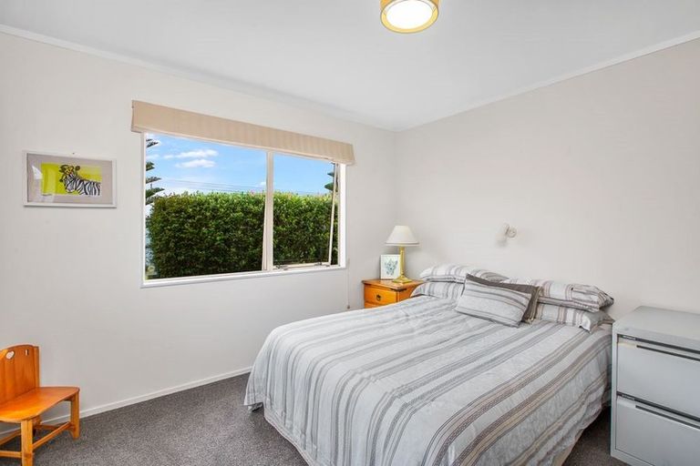Photo of property in 24 Settlers Grove, Orewa, 0931
