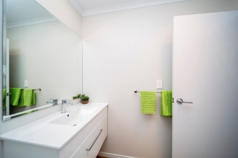 Photo of property in 45d Cyrus Street, Whalers Gate, New Plymouth, 4310