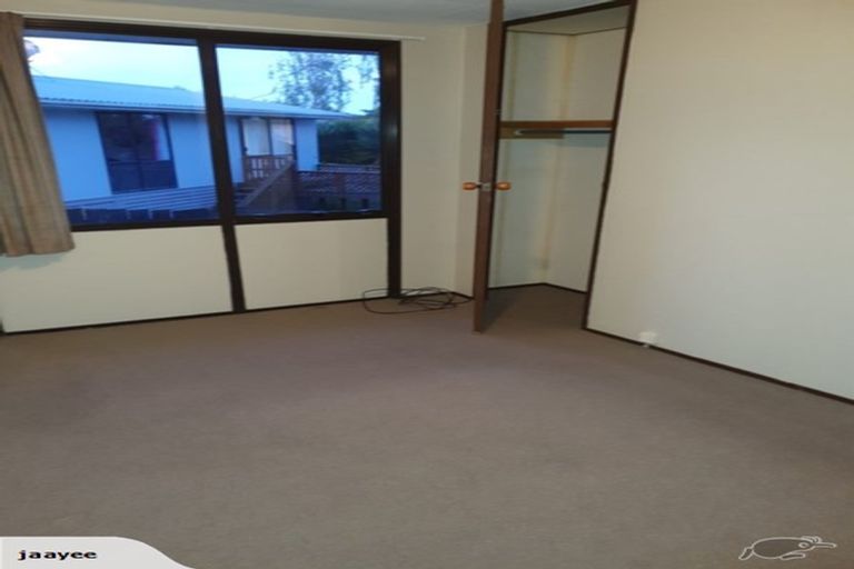 Photo of property in 1/342c Royal Road, Massey, Auckland, 0614