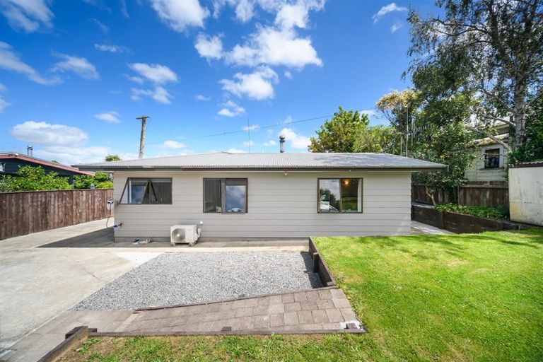 Photo of property in 62 Bridge Street, Bulls, 4818