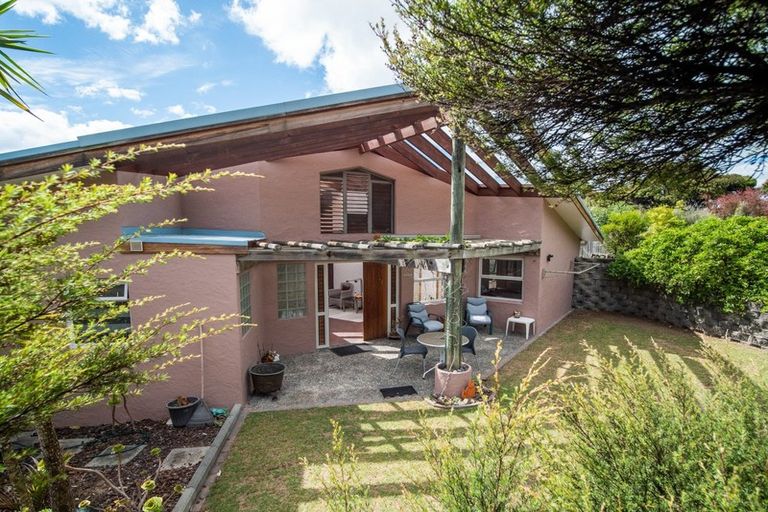Photo of property in 64 Cheviot Street, Mangawhai Heads, Mangawhai, 0505