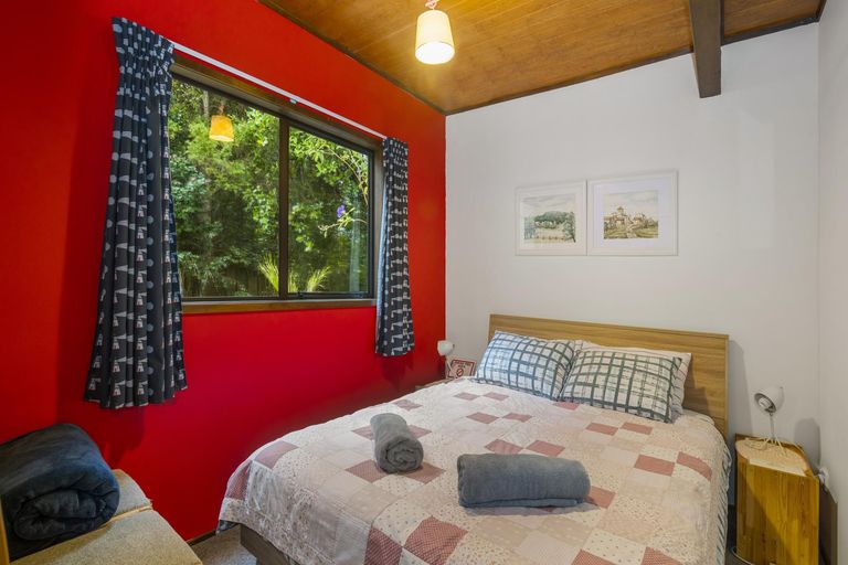 Photo of property in 9 Woodlands Avenue, Snells Beach, 0920