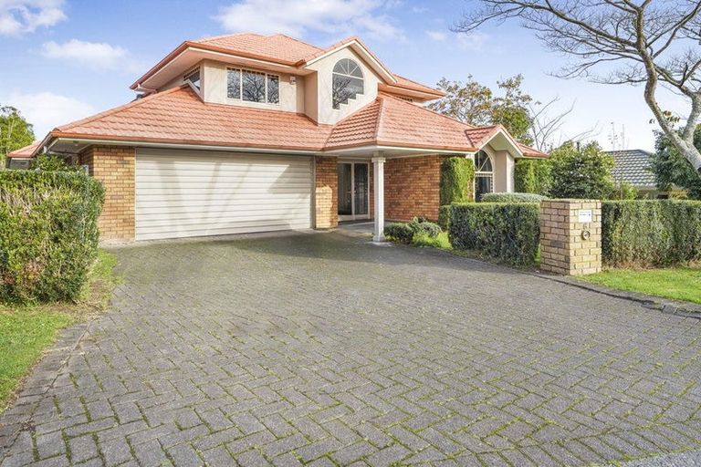 Photo of property in 6 Oakmont Place, Rototuna, Hamilton, 3210