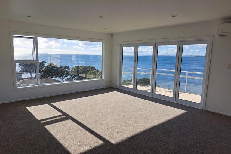 Photo of property in 8/241 Hurstmere Road, Takapuna, Auckland, 0622