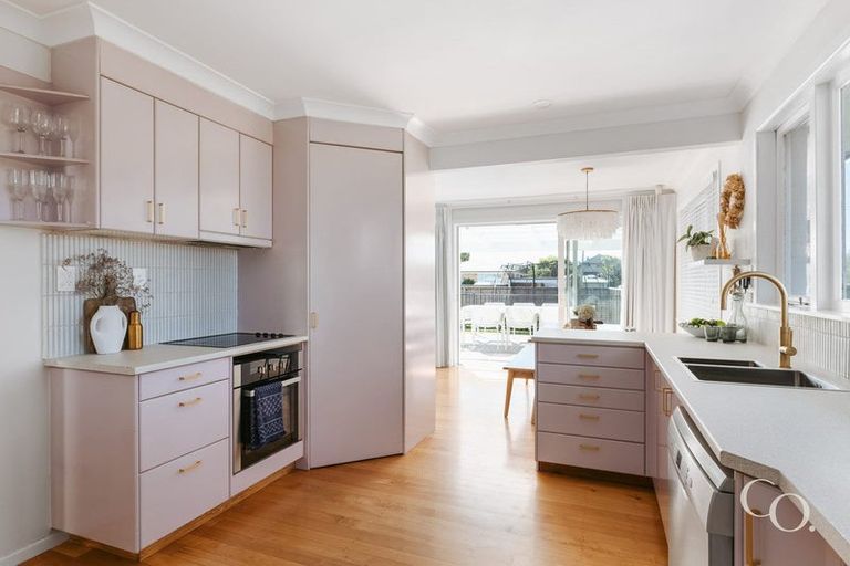 Photo of property in 5 Bennett Street, Otumoetai, Tauranga, 3110