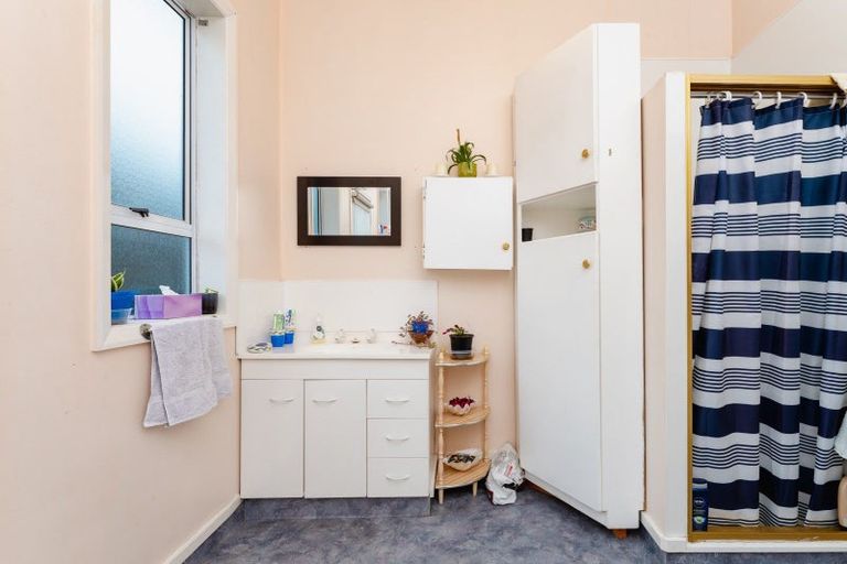 Photo of property in 240 South Road, Caversham, Dunedin, 9012