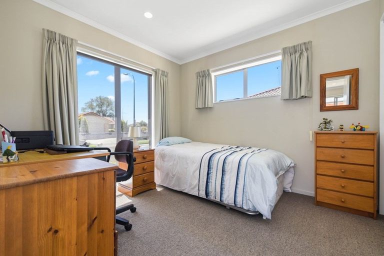 Photo of property in 3 Shrule Place, Huntington, Hamilton, 3210