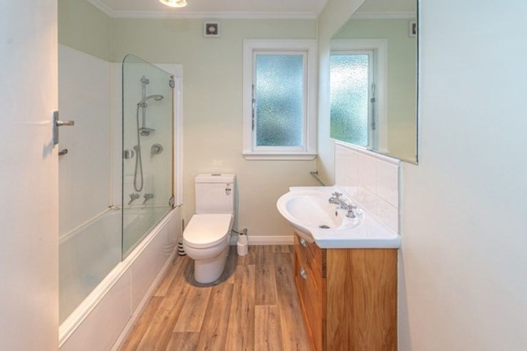 Photo of property in 4 Emerson Street, Aramoho, Whanganui, 4500