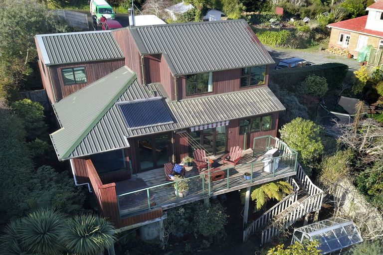 Photo of property in 15 Mclelland Street, Macandrew Bay, Dunedin, 9014