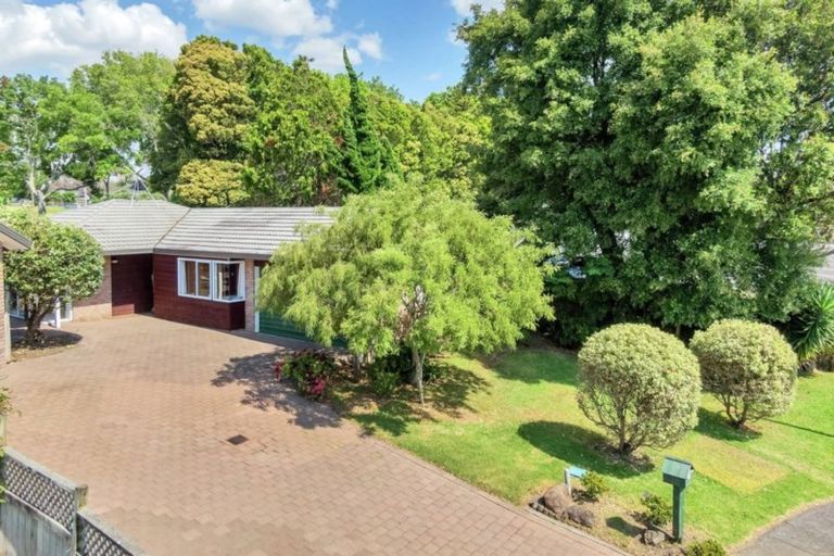 Photo of property in 1/26 Steeple Rise, Pakuranga, Auckland, 2010