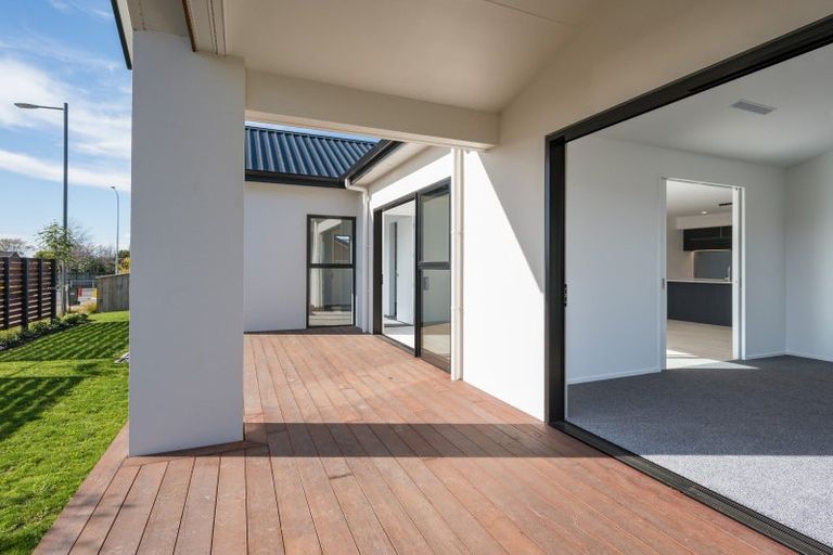 Photo of property in 1 Greenway Crescent, Hope, Richmond, 7020