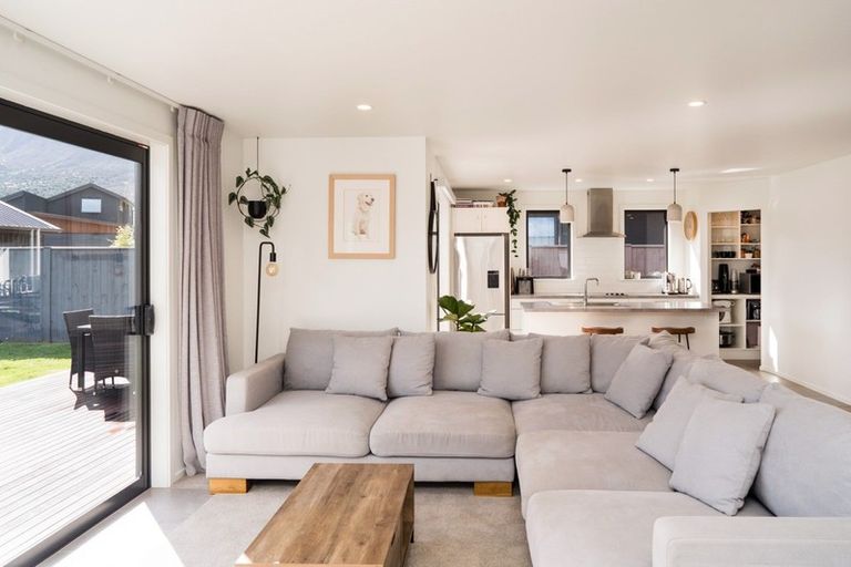 Photo of property in 50 Jack Hanley Drive, Jacks Point, Queenstown, 9371