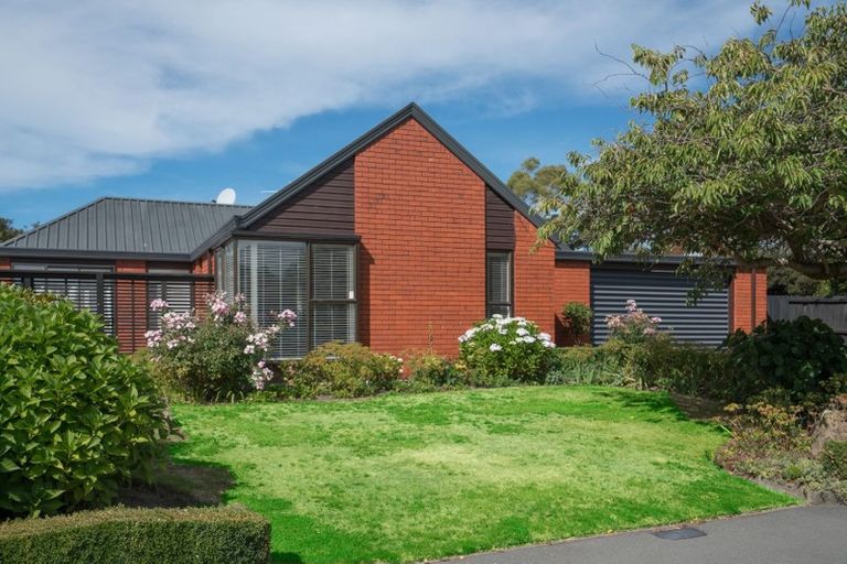 Photo of property in 38 Corfe Street, Ilam, Christchurch, 8041