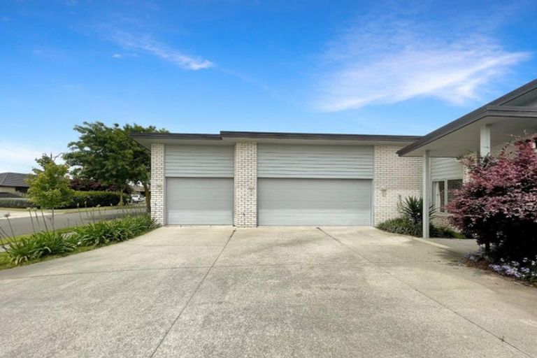 Photo of property in 67 Farringdon Avenue, Rototuna North, Hamilton, 3210