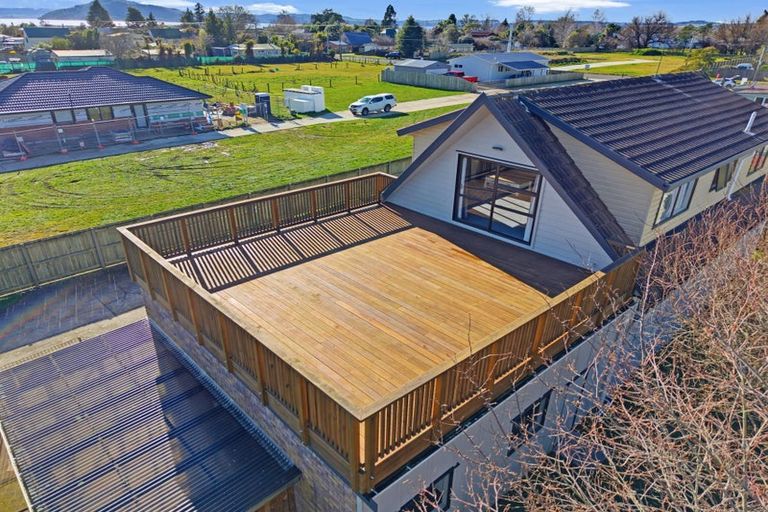 Photo of property in 50c Robinson Avenue, Holdens Bay, Rotorua, 3010