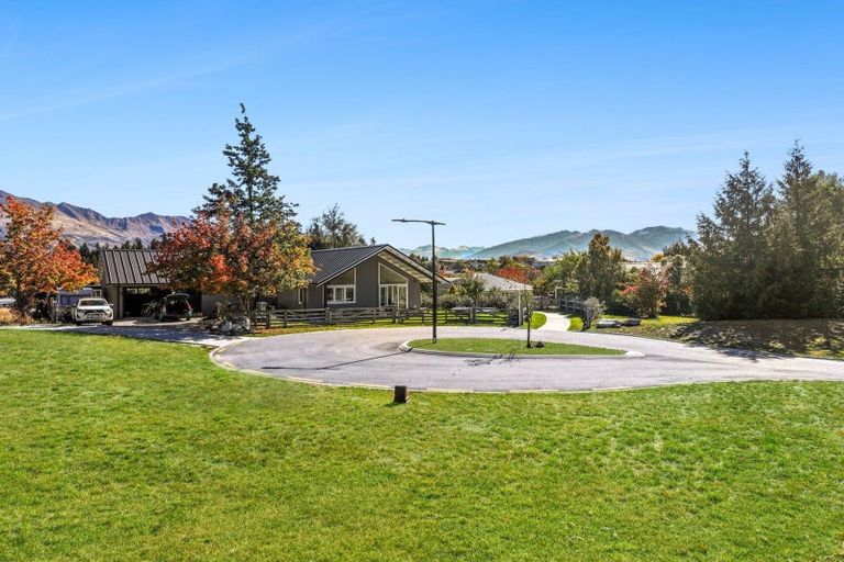 Photo of property in 7 Greenwood Lane, Wanaka, 9305