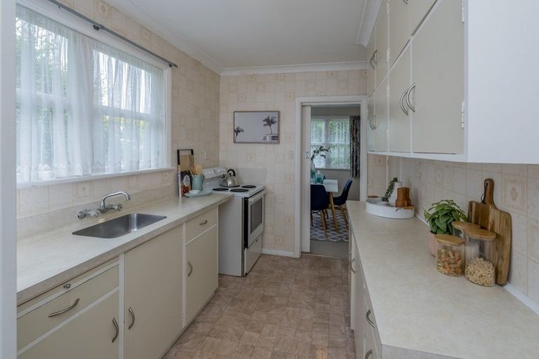 Photo of property in 3 Churchill Street, Levin, 5510