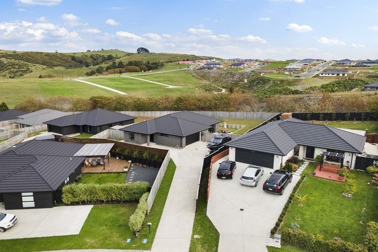 Photo of property in 32 Peacock Place, Pokeno, 2402