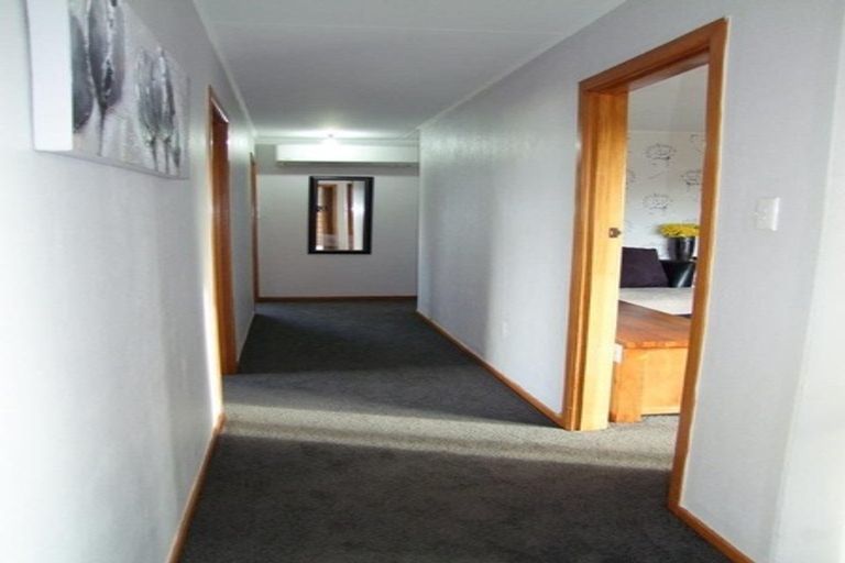 Photo of property in 15 Moore Street, Milton, 9220