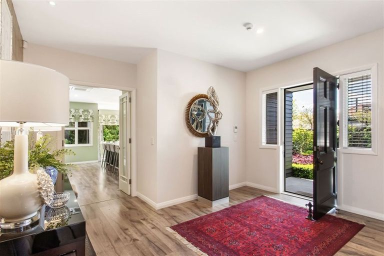 Photo of property in 17 Rossall Street, Merivale, Christchurch, 8014