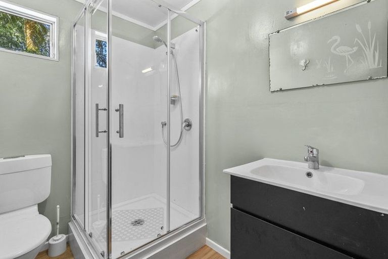 Photo of property in 27 Solander Place, Whitby, Porirua, 5024