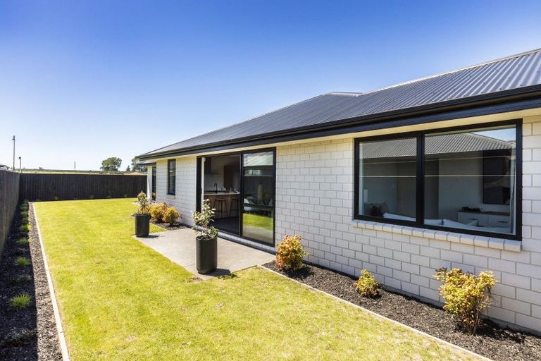 Photo of property in 318 Halswell Junction Road, Halswell, Christchurch, 8025