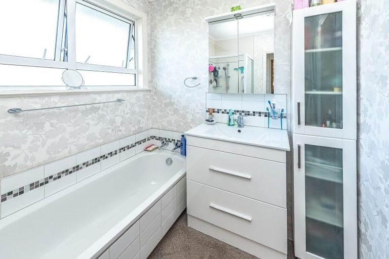 Photo of property in 64 Fitzherbert Avenue, Tawhero, Whanganui, 4501