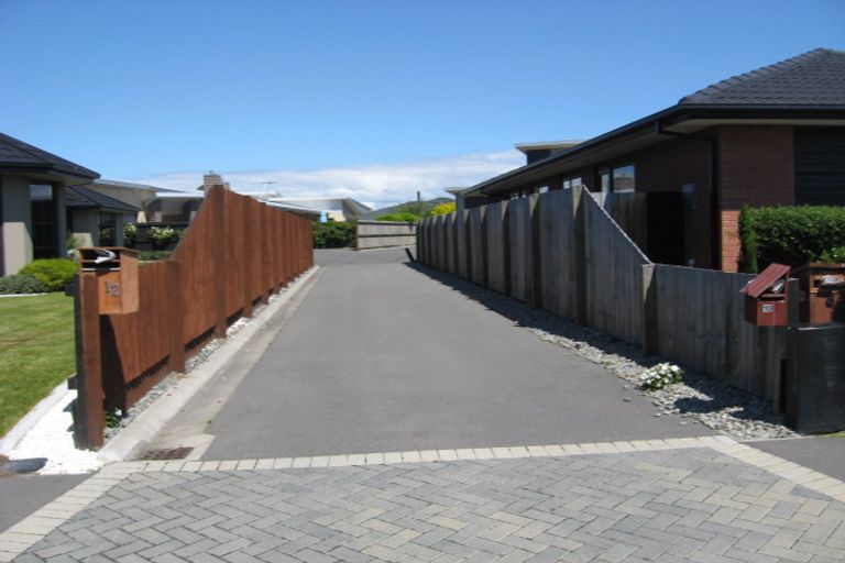 Photo of property in 10 Birkdale Drive, Shirley, Christchurch, 8061