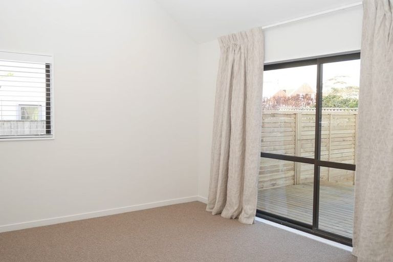 Photo of property in 9a Fiesta Grove, Raumati Beach, Paraparaumu, 5032