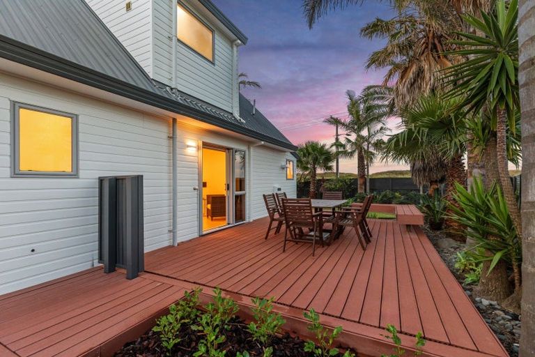 Photo of property in 338 Papamoa Beach Road, Papamoa Beach, Papamoa, 3118