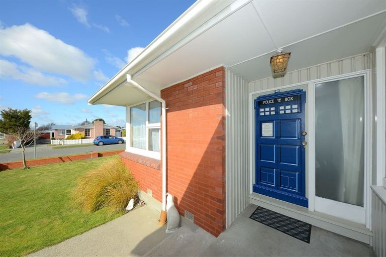 Photo of property in 9 Penwood Street, Russley, Christchurch, 8042
