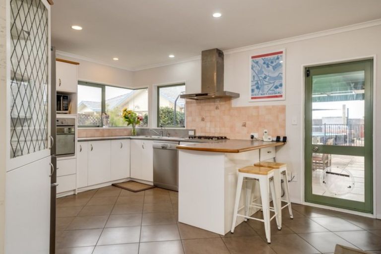 Photo of property in 53 Ocean Crest, Papamoa Beach, Papamoa, 3118