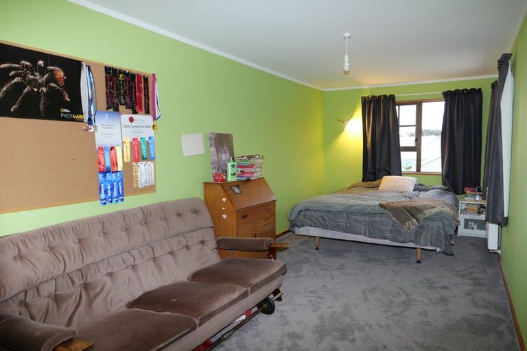 Photo of property in 21 Windsor Avenue, Waikanae, 5036