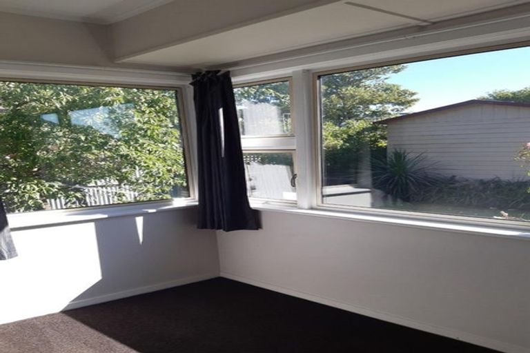 Photo of property in 10 Garvins Road, Hornby, Christchurch, 8042