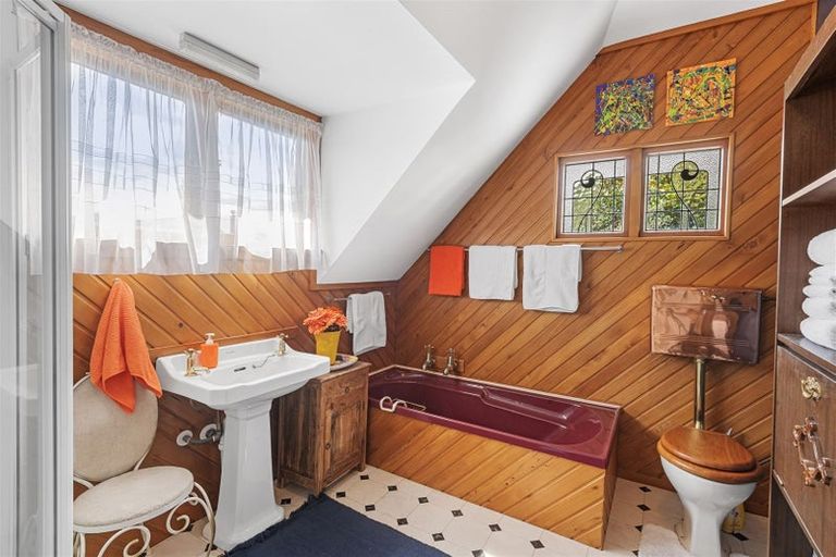 Photo of property in 128 Saint James Avenue, Papanui, Christchurch, 8053