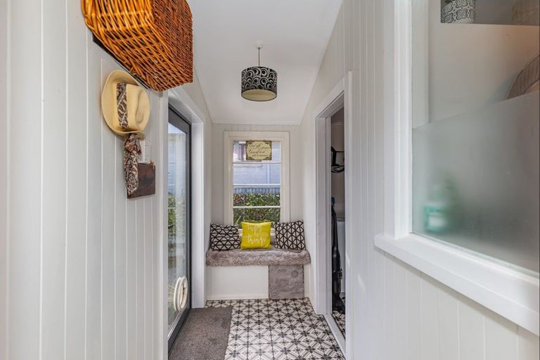 Photo of property in 9 Manchester Street, Levin, 5510