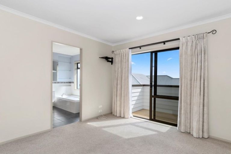 Photo of property in 90 Osprey Drive, Welcome Bay, Tauranga, 3112
