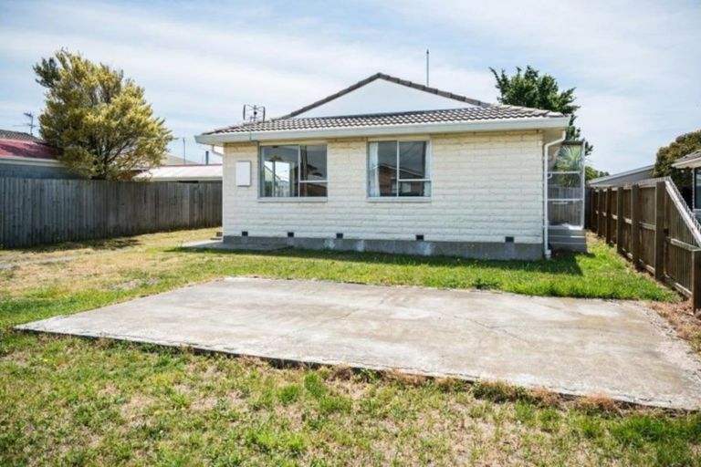 Photo of property in 1/135 Shortland Street, Aranui, Christchurch, 8061